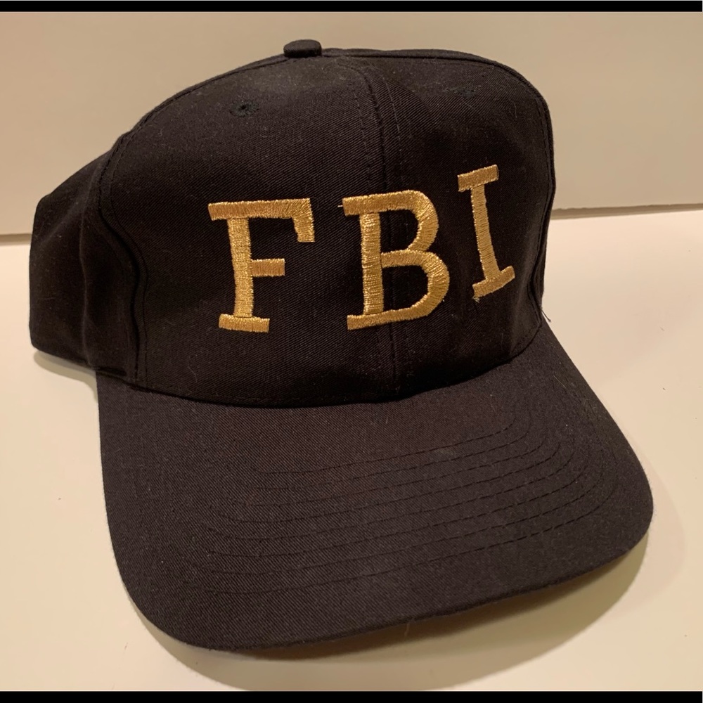MEN’S FBI BASEBALL CAP.
